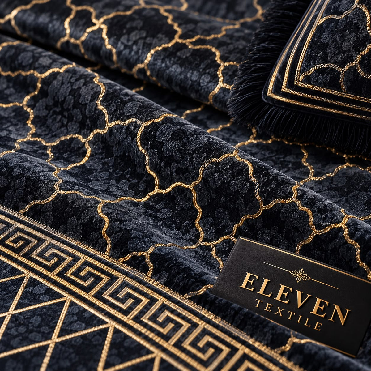 ELEVEN TEXTILE — 3-Piece Royal Textured Velvet Bedsheet Set
