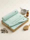 Crocodile Towel- Turquoise (18x28)